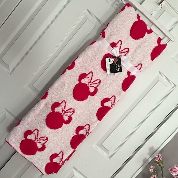 Disney Minnie Mouse Super Soft Reversible Throw in Hot Pink and White - Picture 3 of 12
